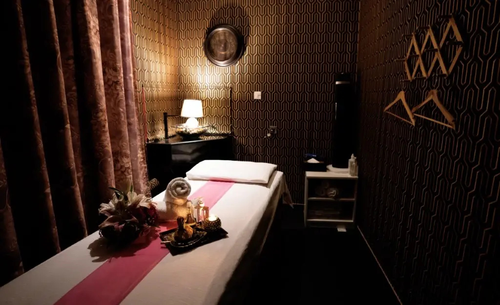 Signature Hotel Apartments and Spa