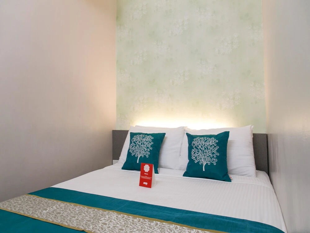 OYO 198 Seeds Hotel