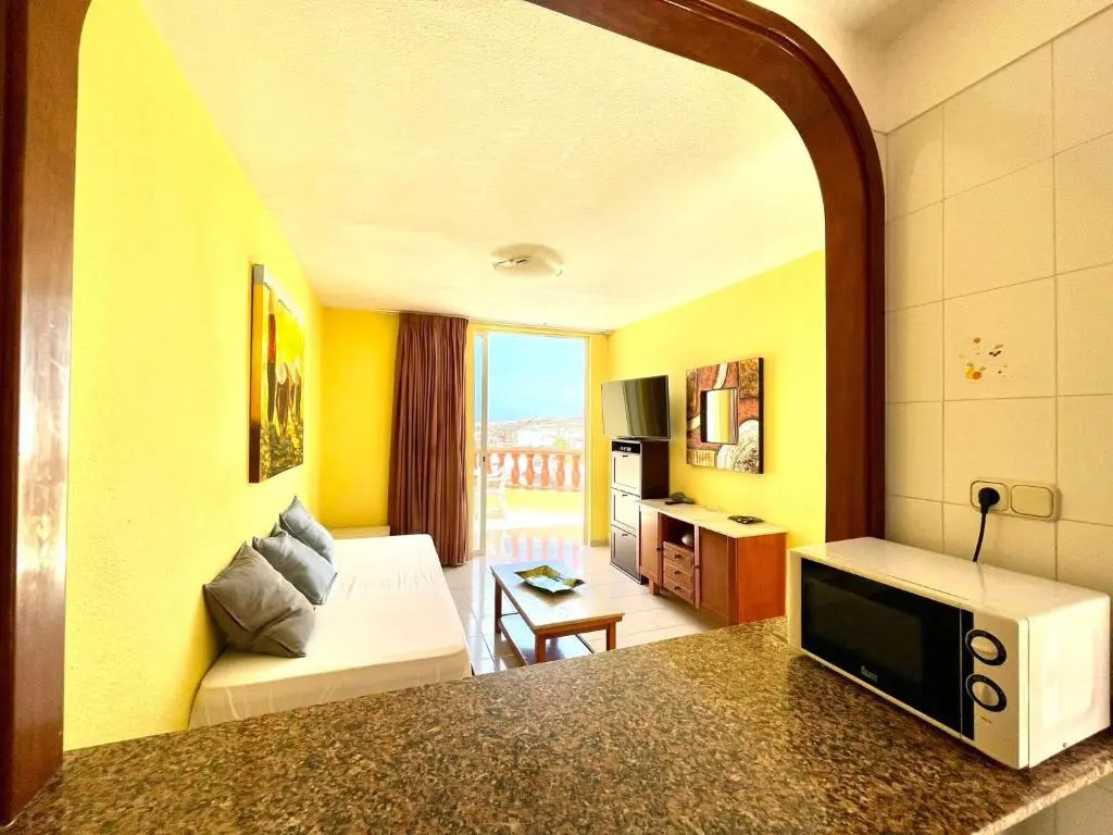 Nice apartment with wonderful view, Wifi, playa in Tenerife South
