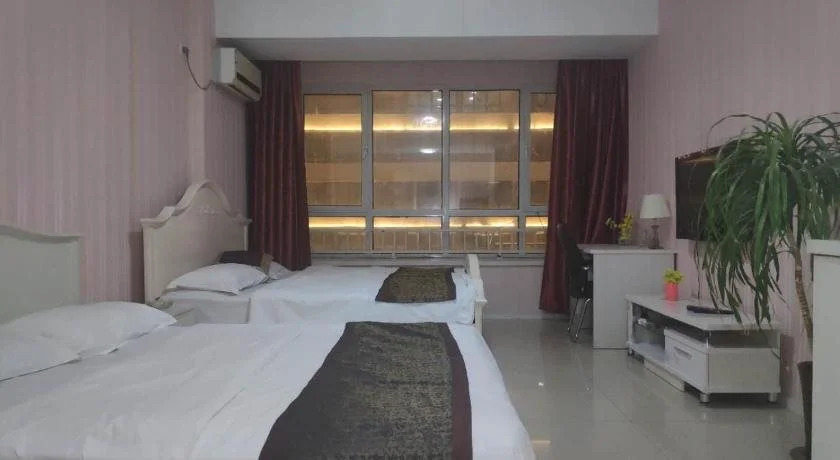 Wanda Gold Dragon Holiday Apartment
