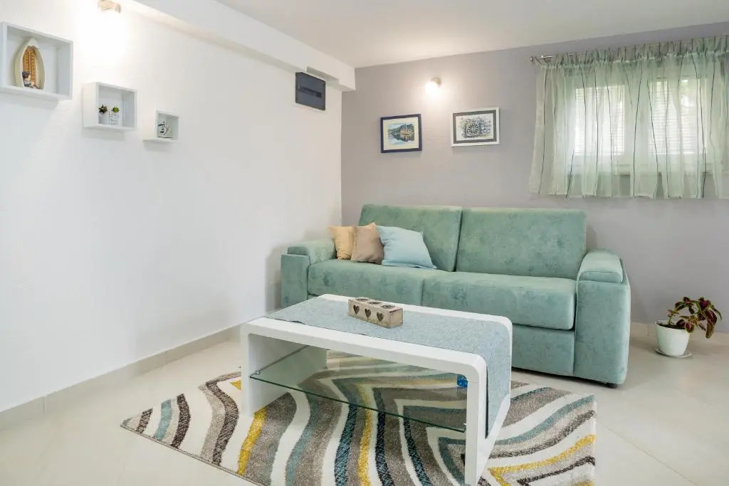Apartments Teodo