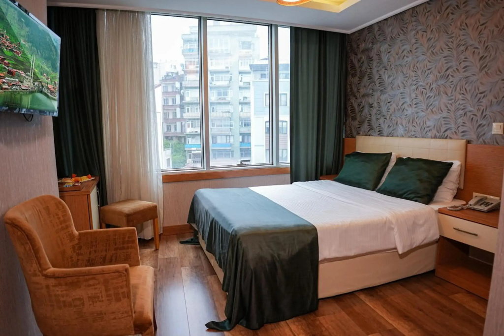 Park Square Hotel