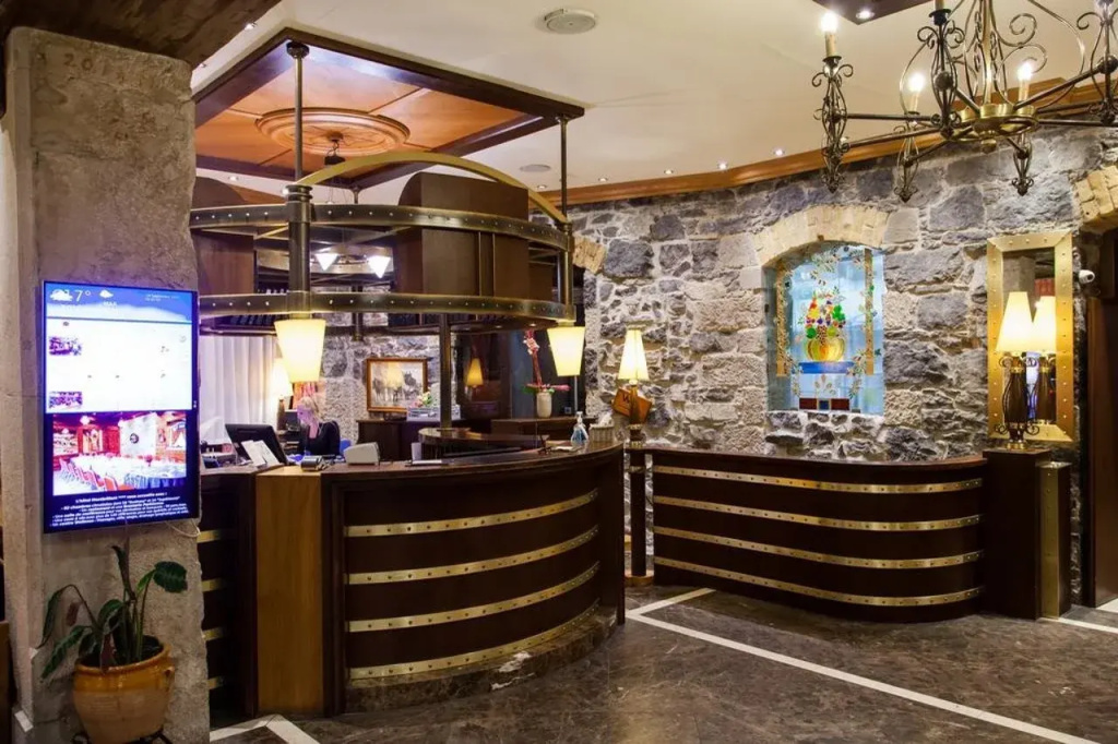 Hotel Montbrillant