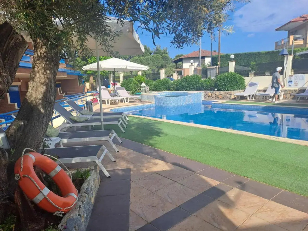 Philoxenia Hotel-Villas