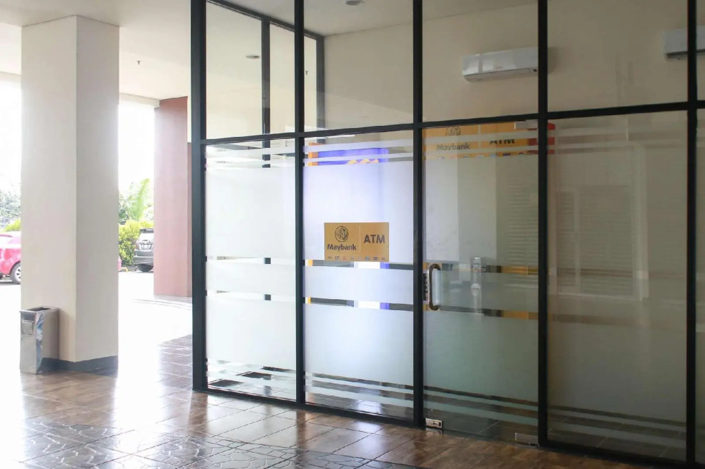 RedDoorz Apartment @ Serpong Green View