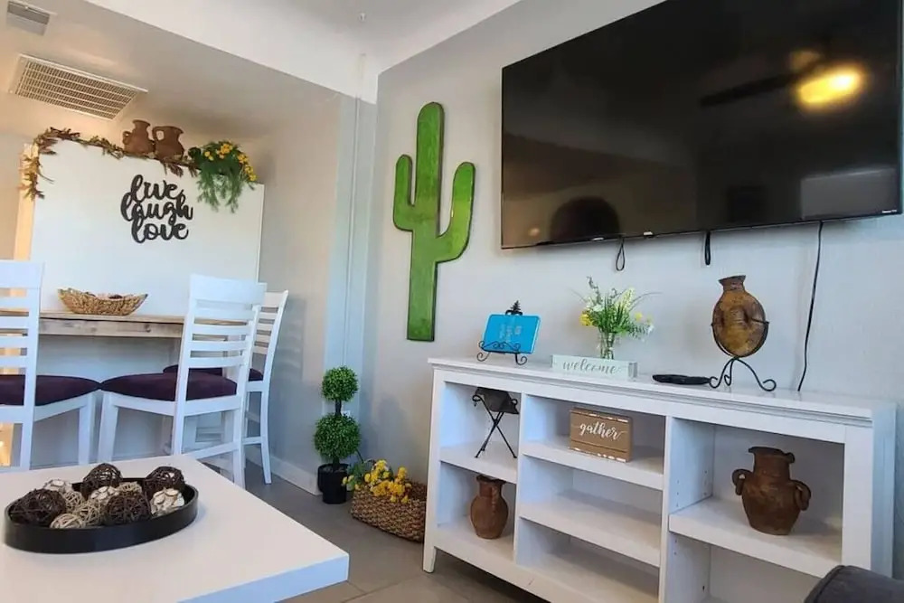 Charming Apt Downtown Phoenix Historic Patio