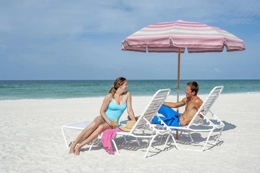 Sandcastle Resort at Lido Beach