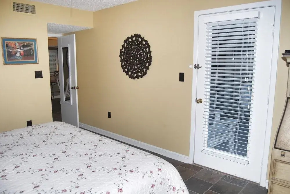 West Hyde Park 14B 2 Bedrooms 2 Bathrooms Villa