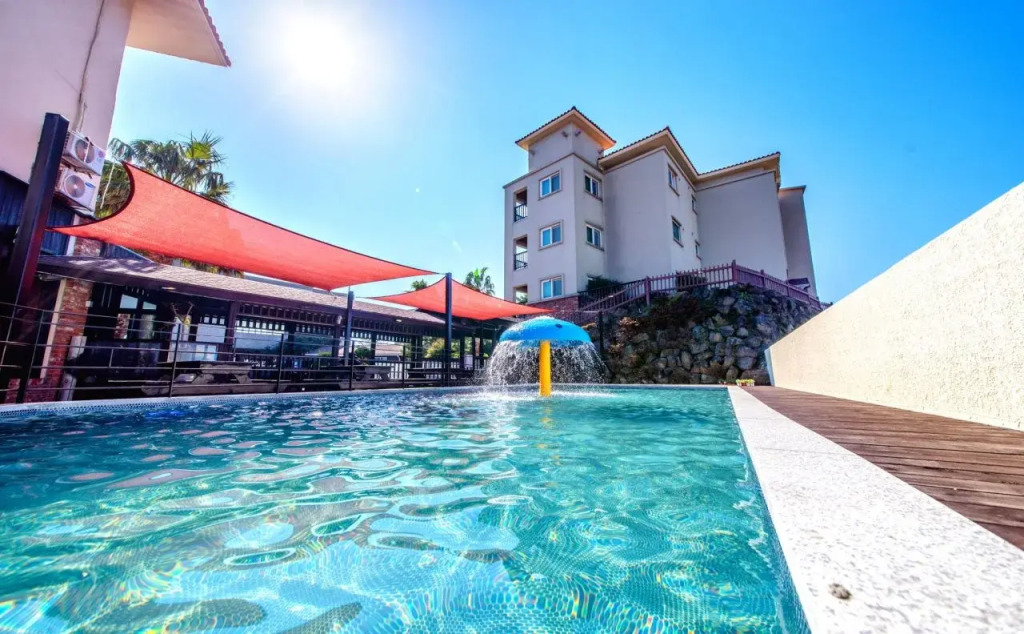 T Island Resort