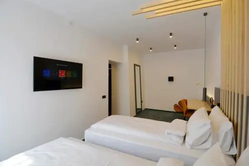 Huet Residence