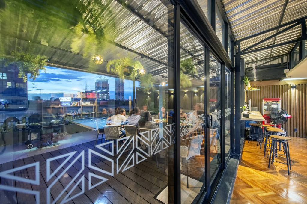 THE Posh Phayathai