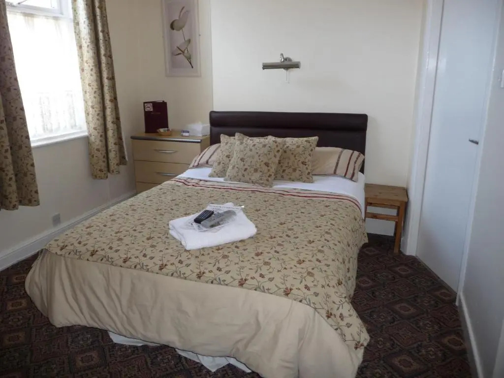 The Warwick Southport