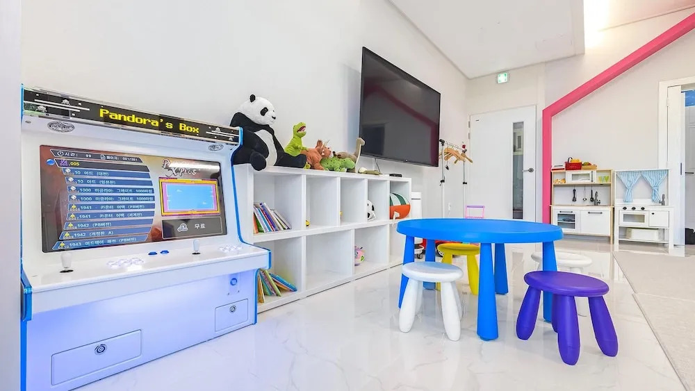 Gyeongju cheongun28 kids Poolvilla