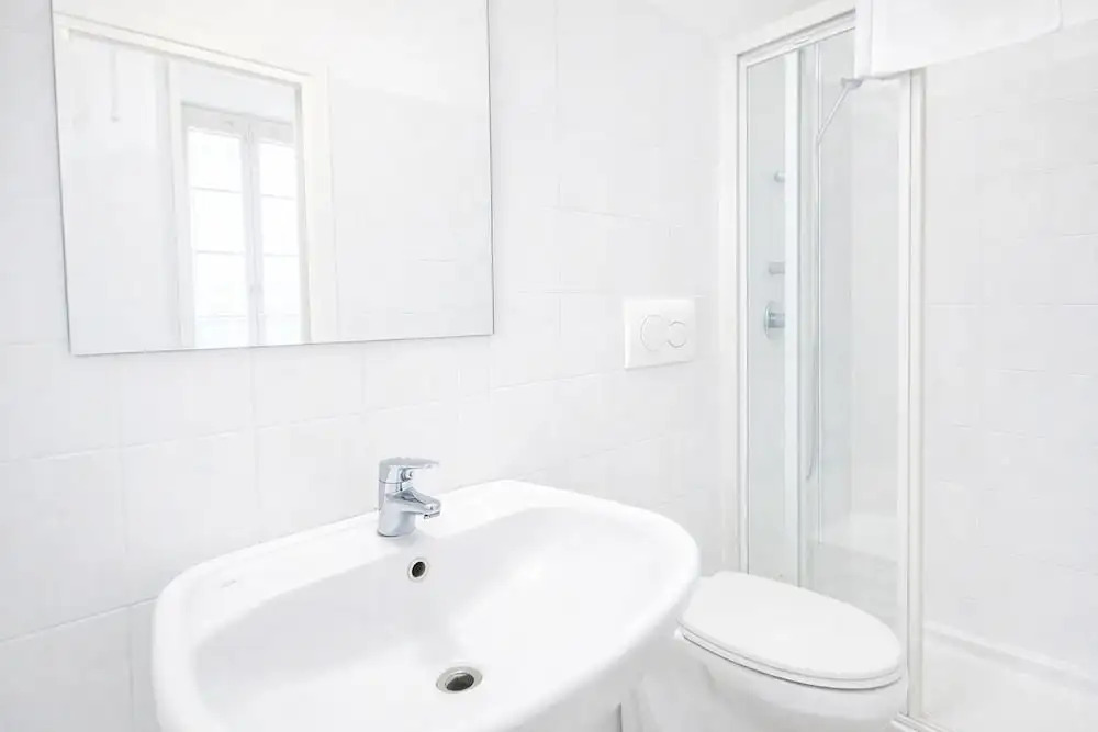 dHomes - Apartments and Rooms - Room 101