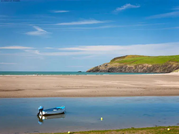 Dau Draeth