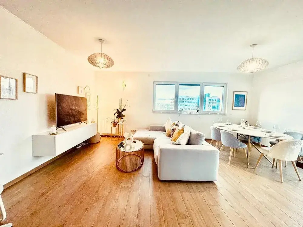 Luxury two bedrooms flat