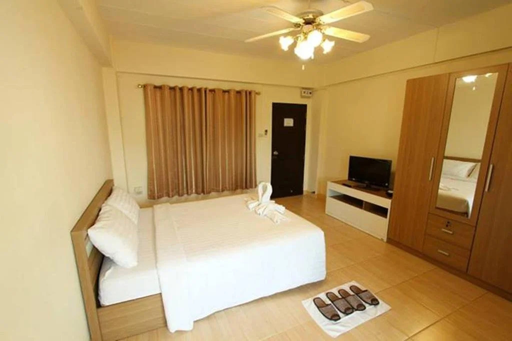 Tratip Hotel