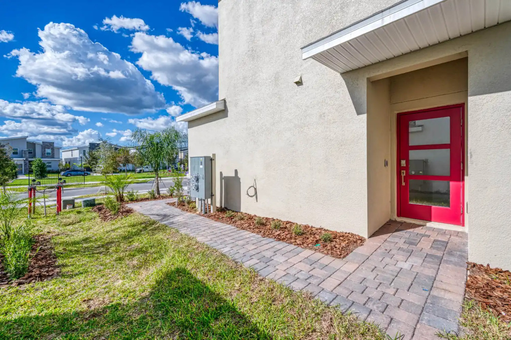 Wonderful Home with game room near Disney