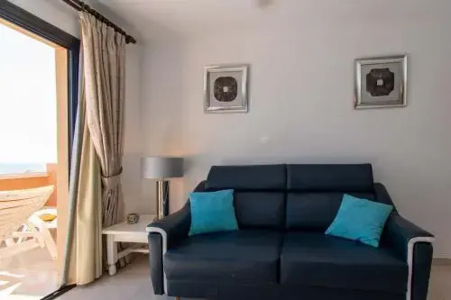 TENERIFE ROYAL BEACH with Wifi A/C