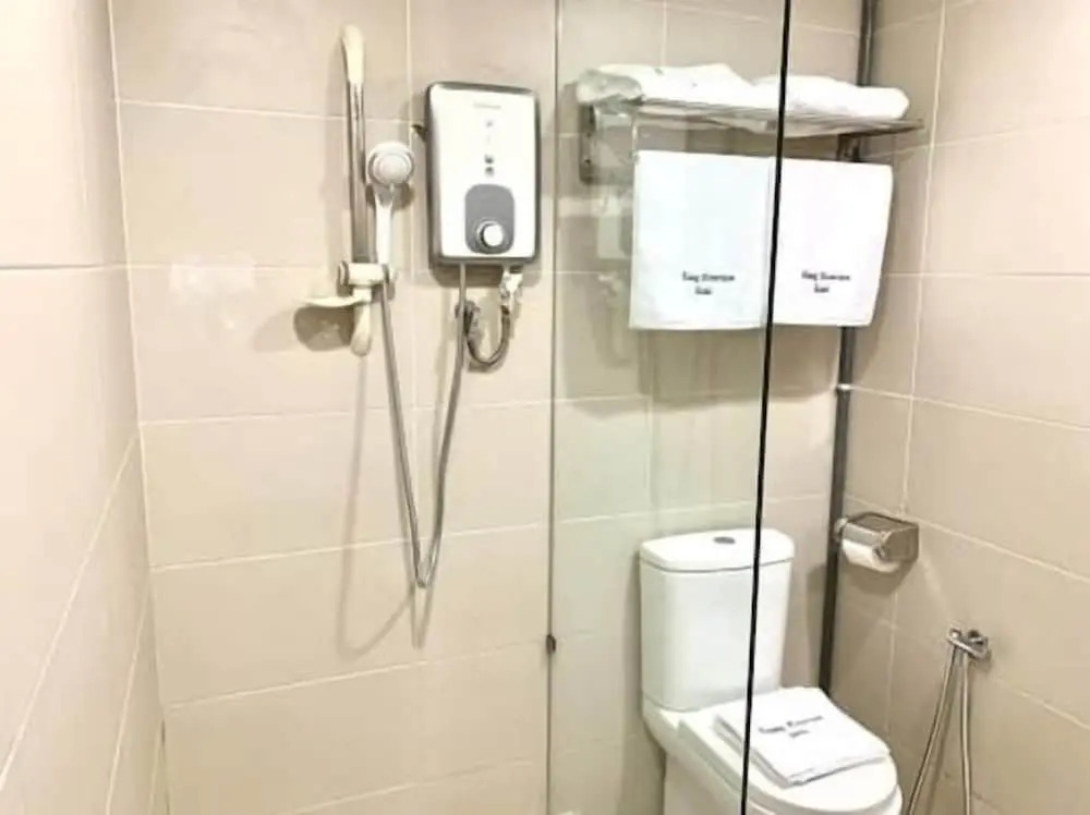 KLUANG RIVERVIEW HOTEL