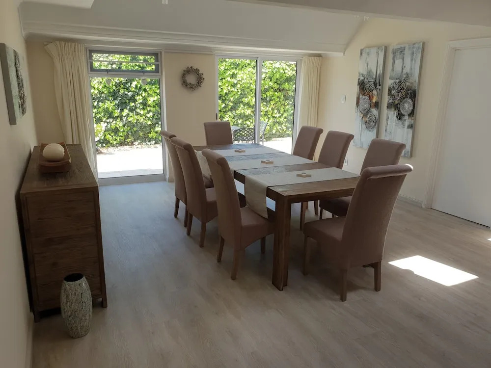 Constantia Cottages