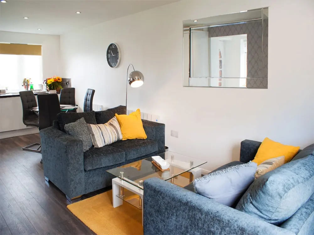 East Midland House FREE Private Parking Fast WiFi Smart TV with Garden