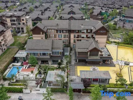 Huazhu Yueqingcheng Hot Spring Hotel (Dujiangyan Panda Valley Branch)