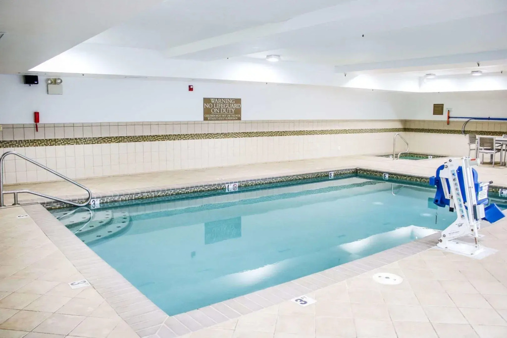 Country Inn & Suites by Radisson, Richmond West at I-64, VA