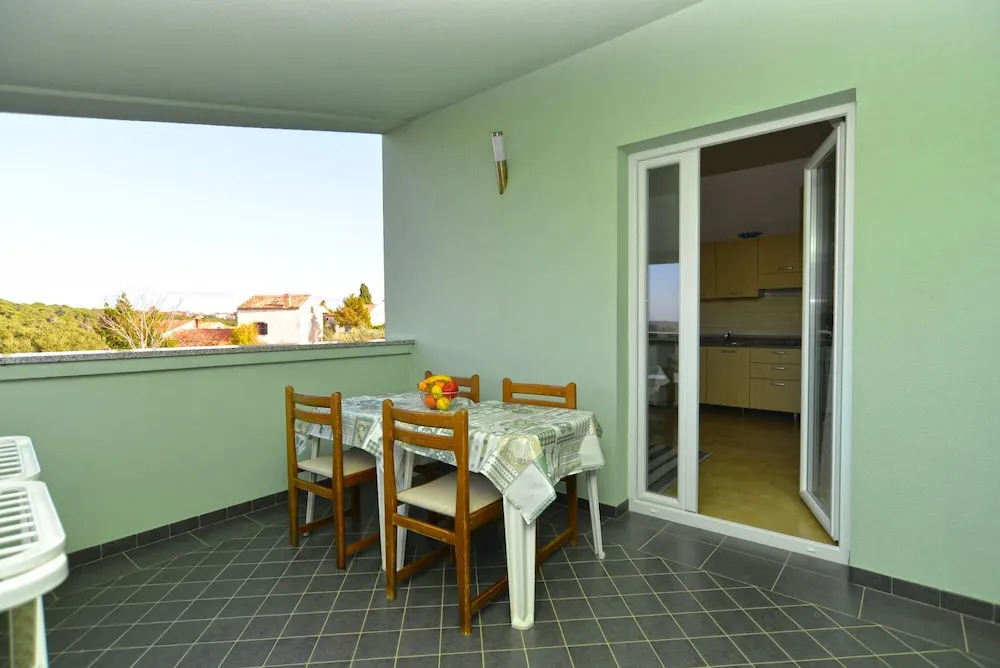 Apartment 1773
