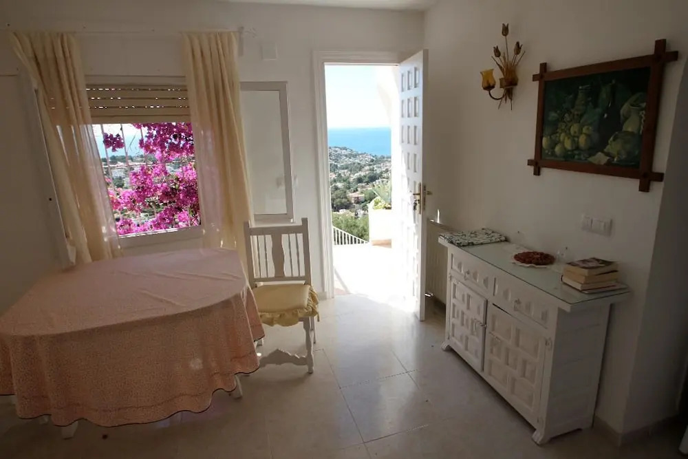 Bellevue - sea view holiday home with private pool in Benissa