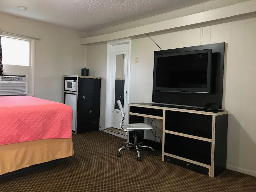 Lacis Country Inn - Knob Noster