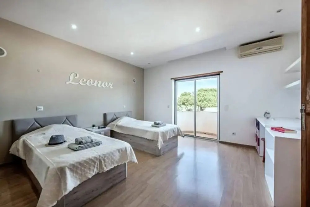 Stunnig 5 Bedroom Private Pool Villa With Cinema Room