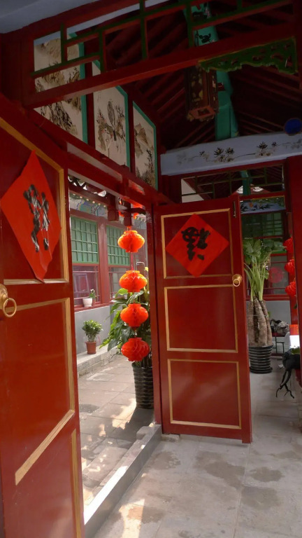 Liuhe Courtyard Hotel