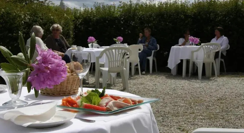 Strandebarm Fjordhotel