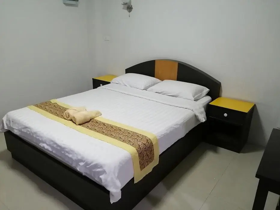 Charoen Apartment Hotel Trang
