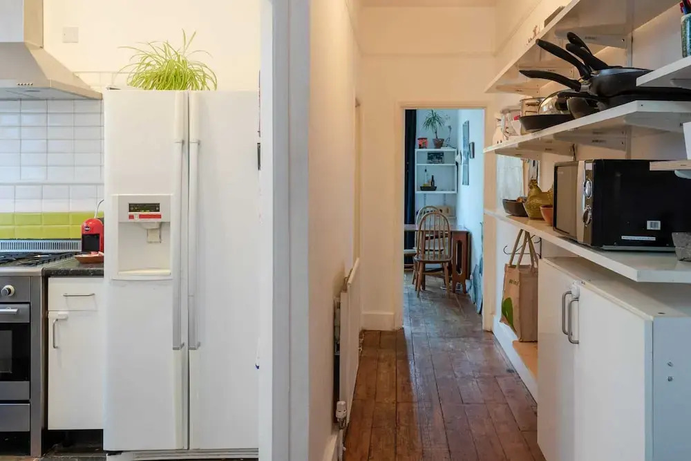 Lovely Home for 2 Near Station