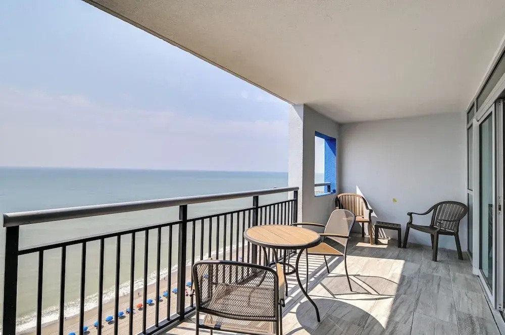 Oceanfront Myrtle Beach Condo w/ Pools & Hot Tubs