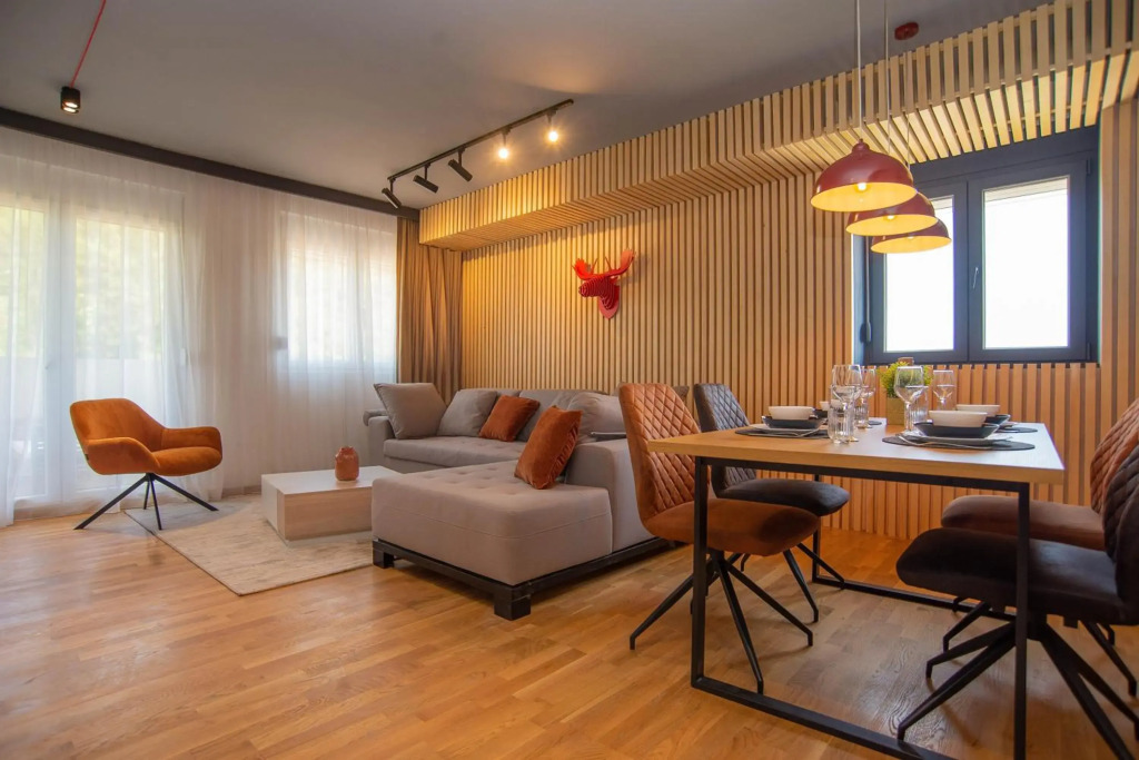 Stylish Two Bedroom Apartment at Ljubovic-Hill Park