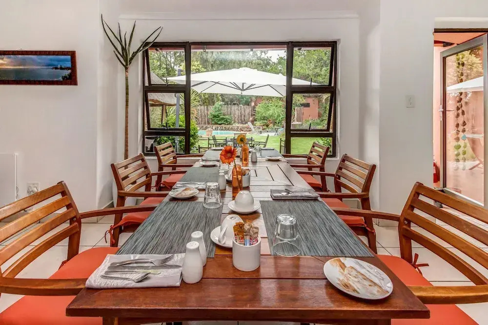Sitatunga Guest Lodge - Sandton - Airport Shuttle - Solar & Borehole