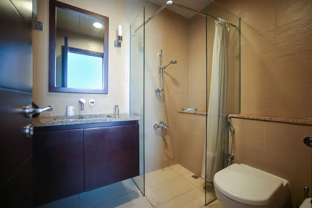 2 BD Tiara Palm Views  Beach   Pool  Amazing views of the Palm