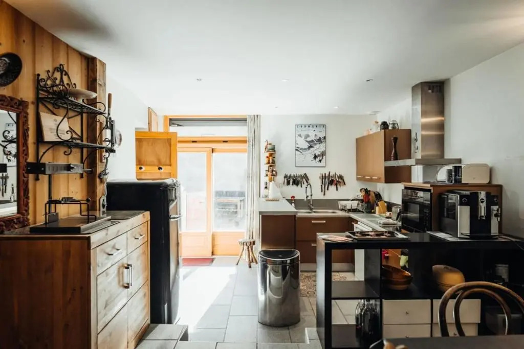 Farmhouse with 4 bedrooms 4 bathrooms parking sauna terrace and garden