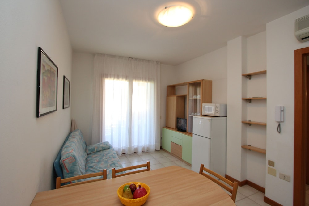 Lovely Apartment by the Beach