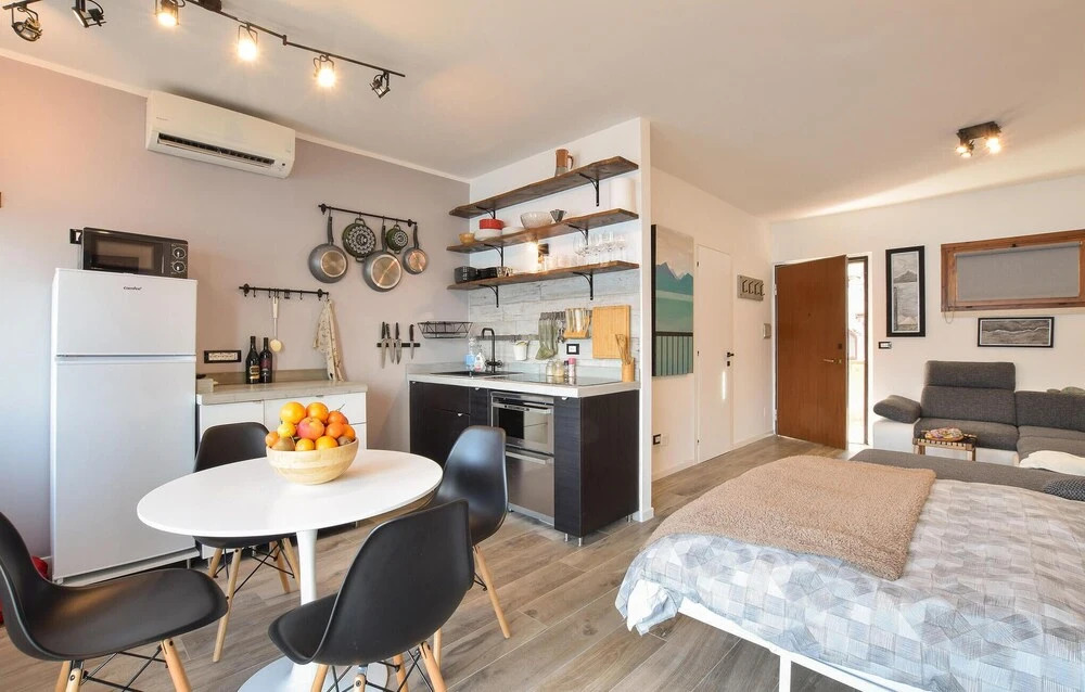 Stunning Apartment in Castelletto di Brenz. With Wifi