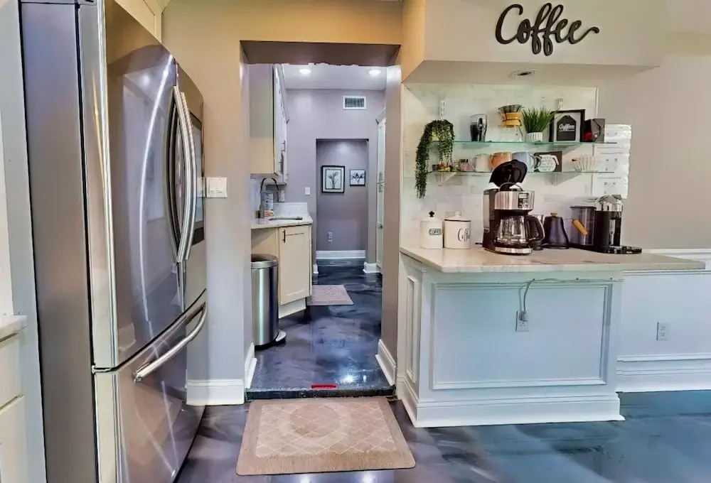 Spacious Dog-friendly House Near Beaches, Historic Downtown W/beach Access