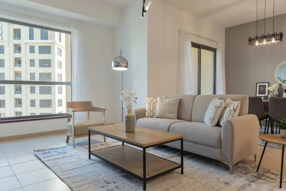 Homely Apt Steps Away to the Beach, JBR