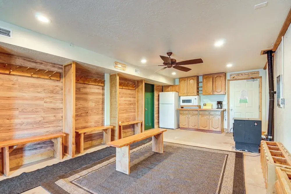 Brian Head Cabin < 1 Mi to Resort: Ski + Mtn Bike