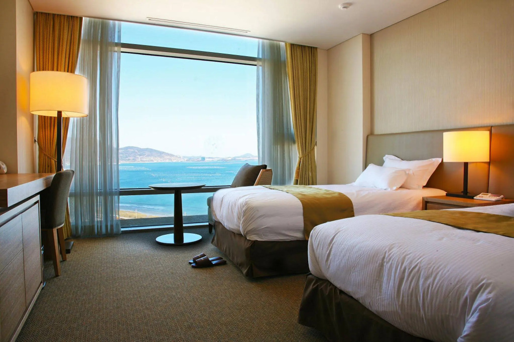 The Ocean Resort