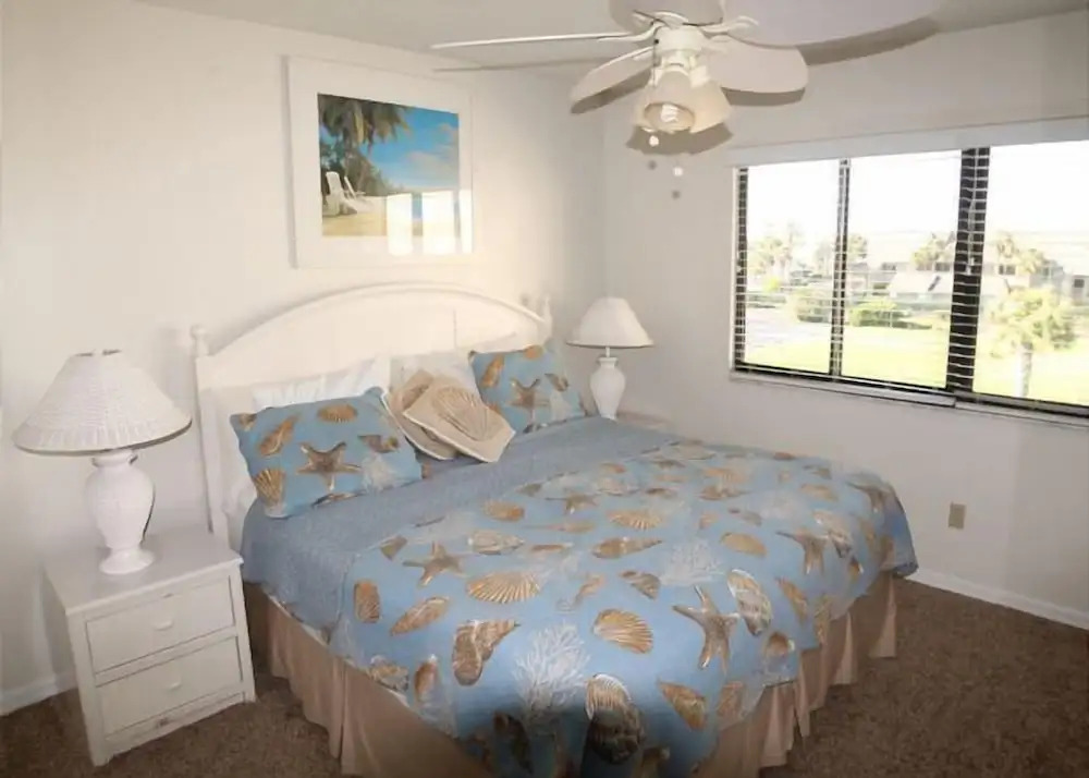 Colony Reef 15c 2 Bedroom Condo by Redawning