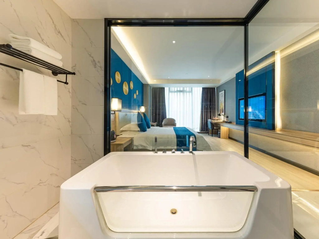 Taiyuan H Crystal Hotel (Jinyang Street Subway Station Branch)