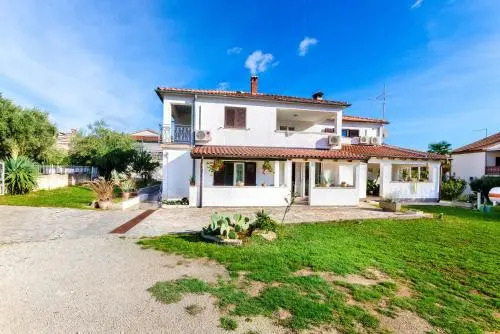Apartments Cetina